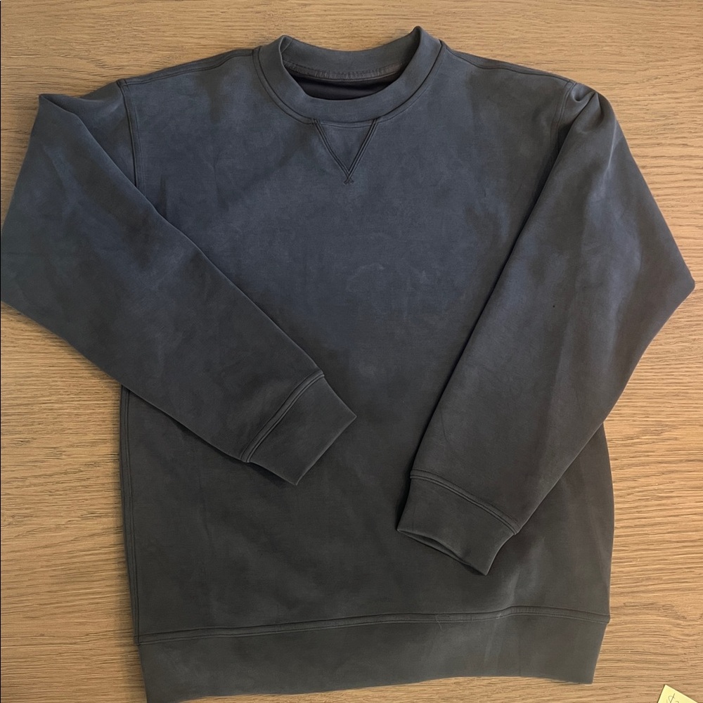 {lululemon} dark gray sweatshirt